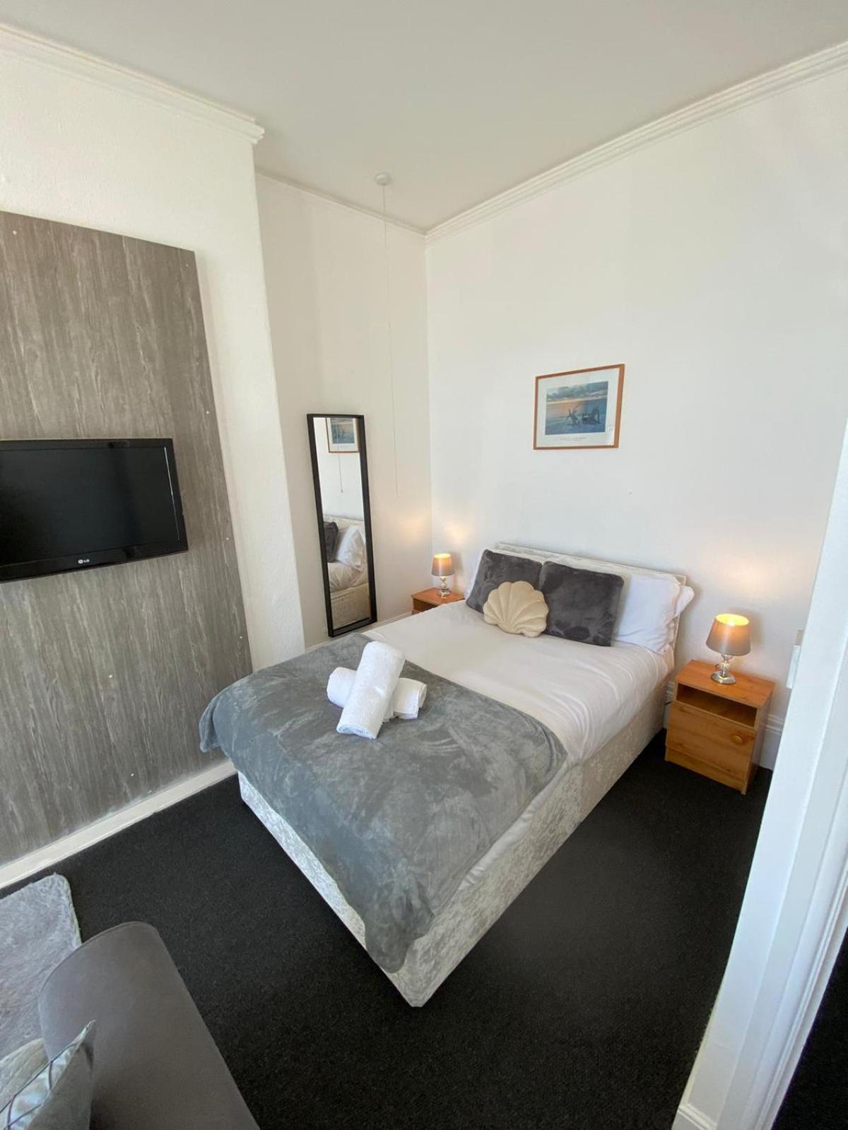 Farina No1, Sea View Studio Sleeping 2 Guests บริดลิงตัน ภายนอก รูปภาพ