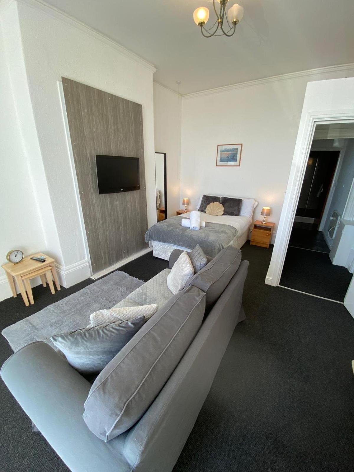 Farina No1, Sea View Studio Sleeping 2 Guests บริดลิงตัน ภายนอก รูปภาพ